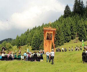 Fronleichnamsfest mit Prozession